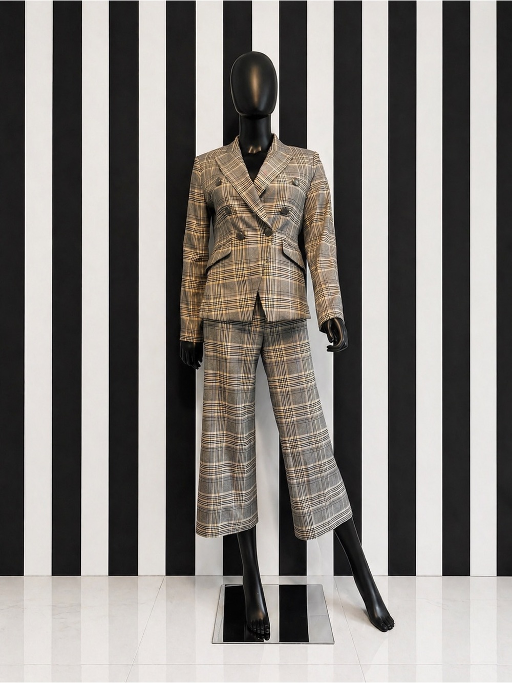 Banana Republic Plaid Cropped Wide-Leg Trousers in Tan and Gray